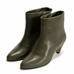 Hilly 50 stiletto
