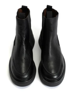 Kikie flat platform